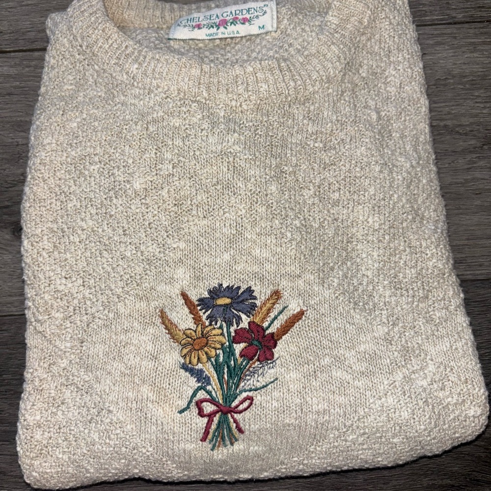 Vintage Chelsea Gardens embroidered sweater